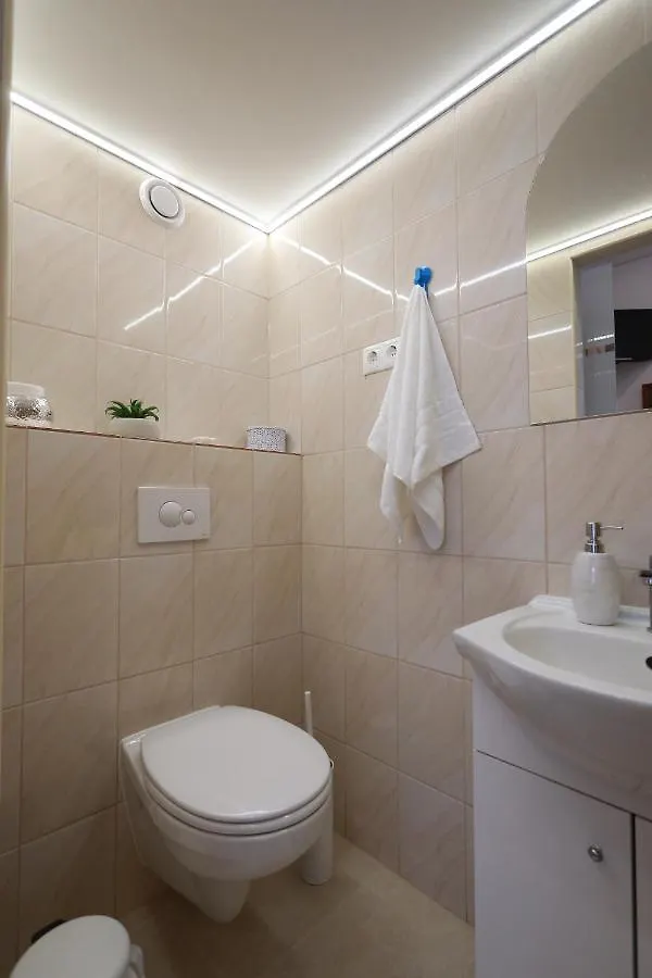 Vito Apartman Eger